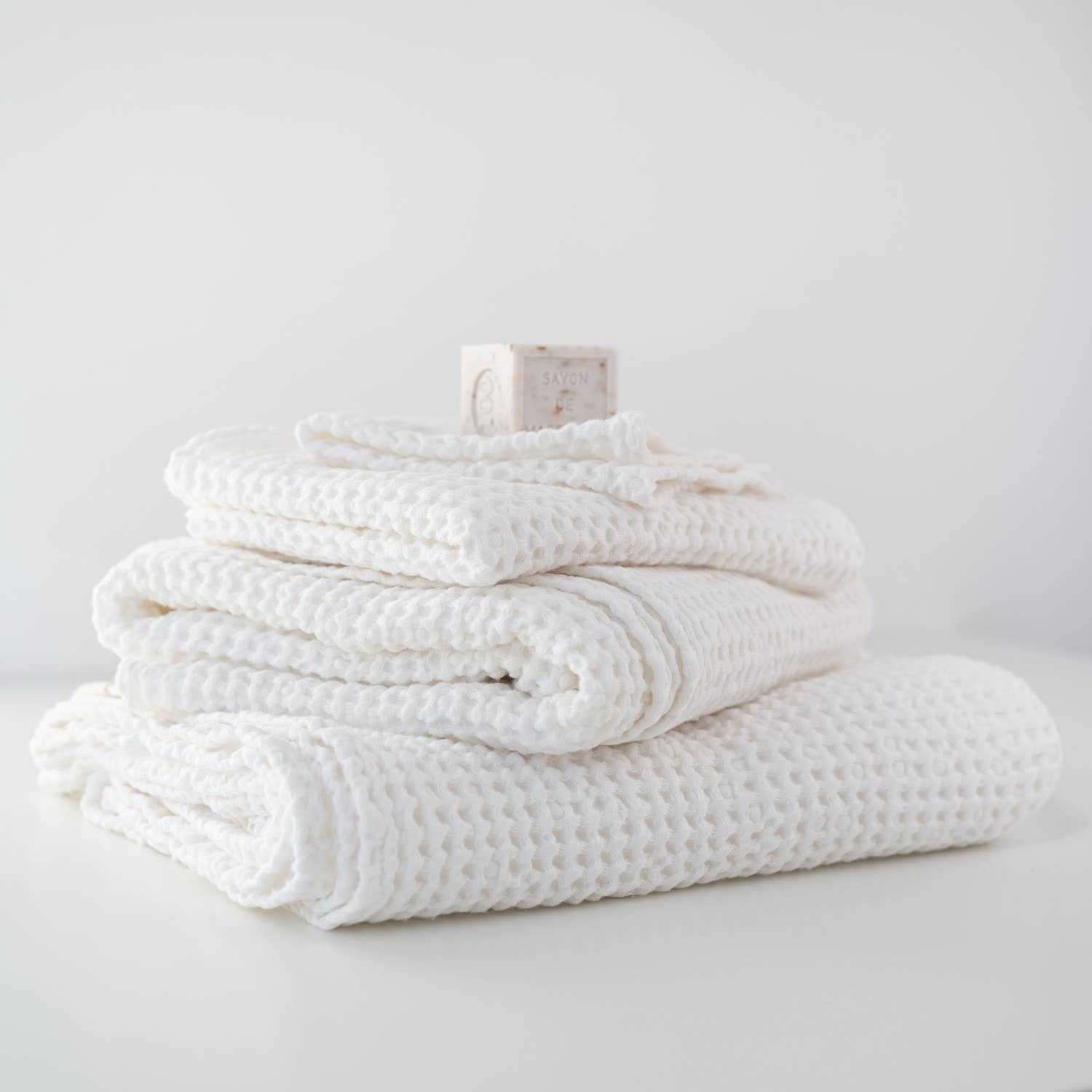 Linen Tales - White Linen & Cotton Honeycomb Waffle Towels